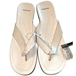 NEW COLUMBIA Sapphire White Flip Flops Sandals 11